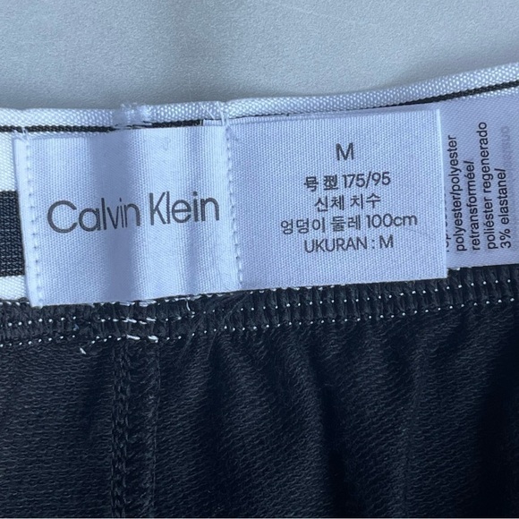 Calvin Klein Men's size Medium Black Pajama  lounge Sleep Shorts NWT - Picture 3 of 10